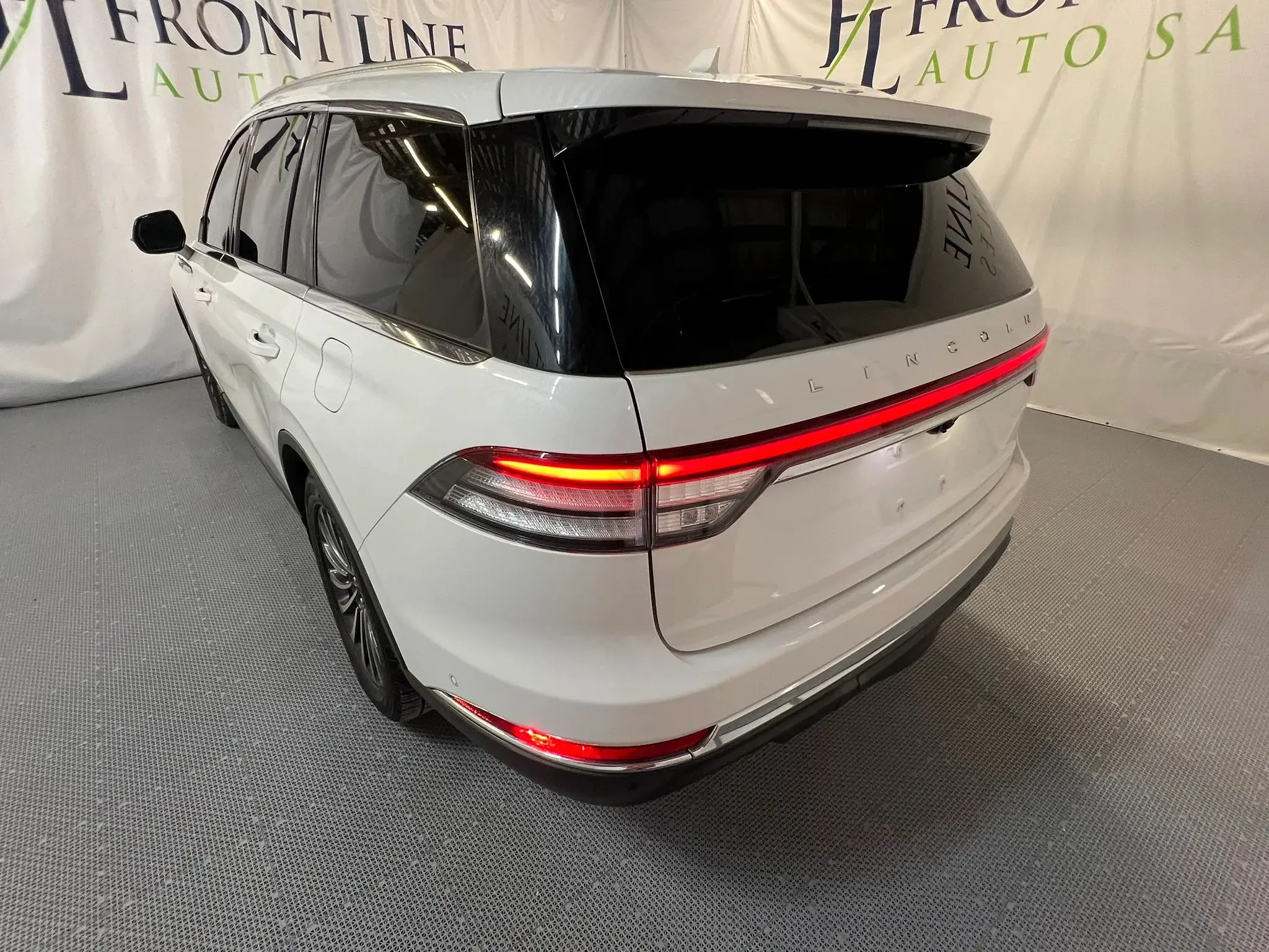 2020 Lincoln Aviator Reserve RWD photo 5