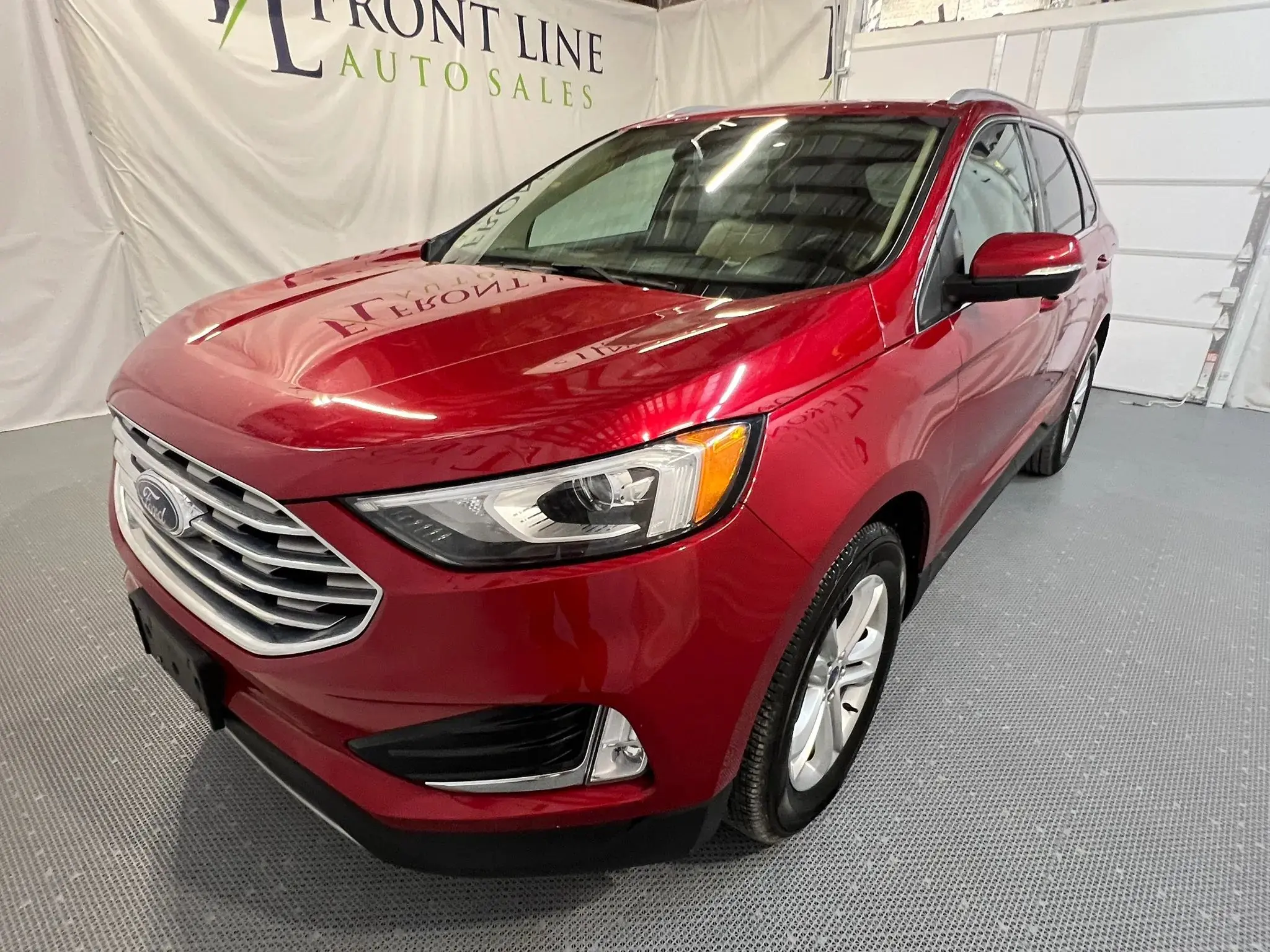 2020 Ford Edge SEL photo 3