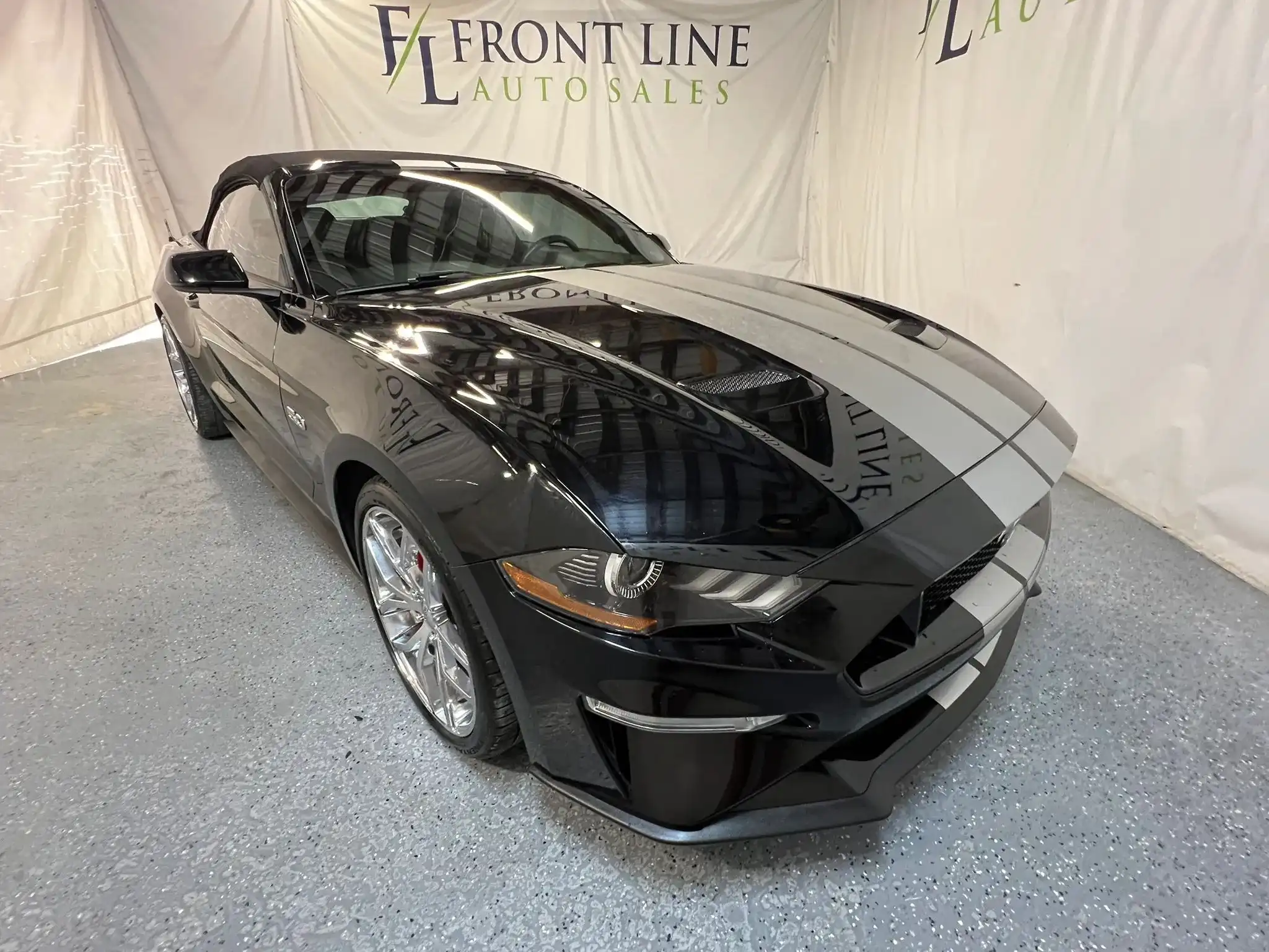 2018 Ford Mustang GT Convertible Premium's photo