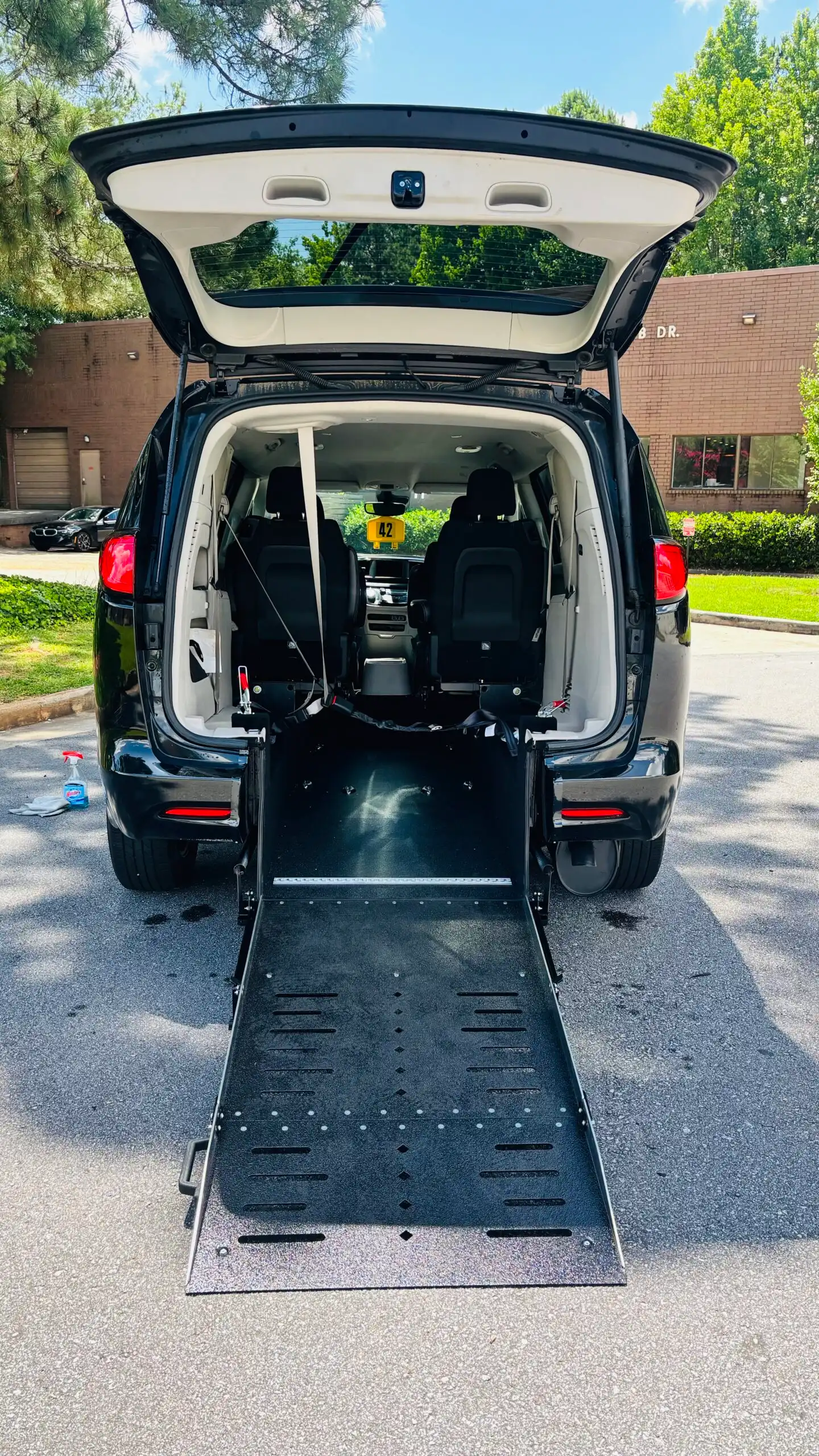 2023 Chrysler Voyager LX's photo