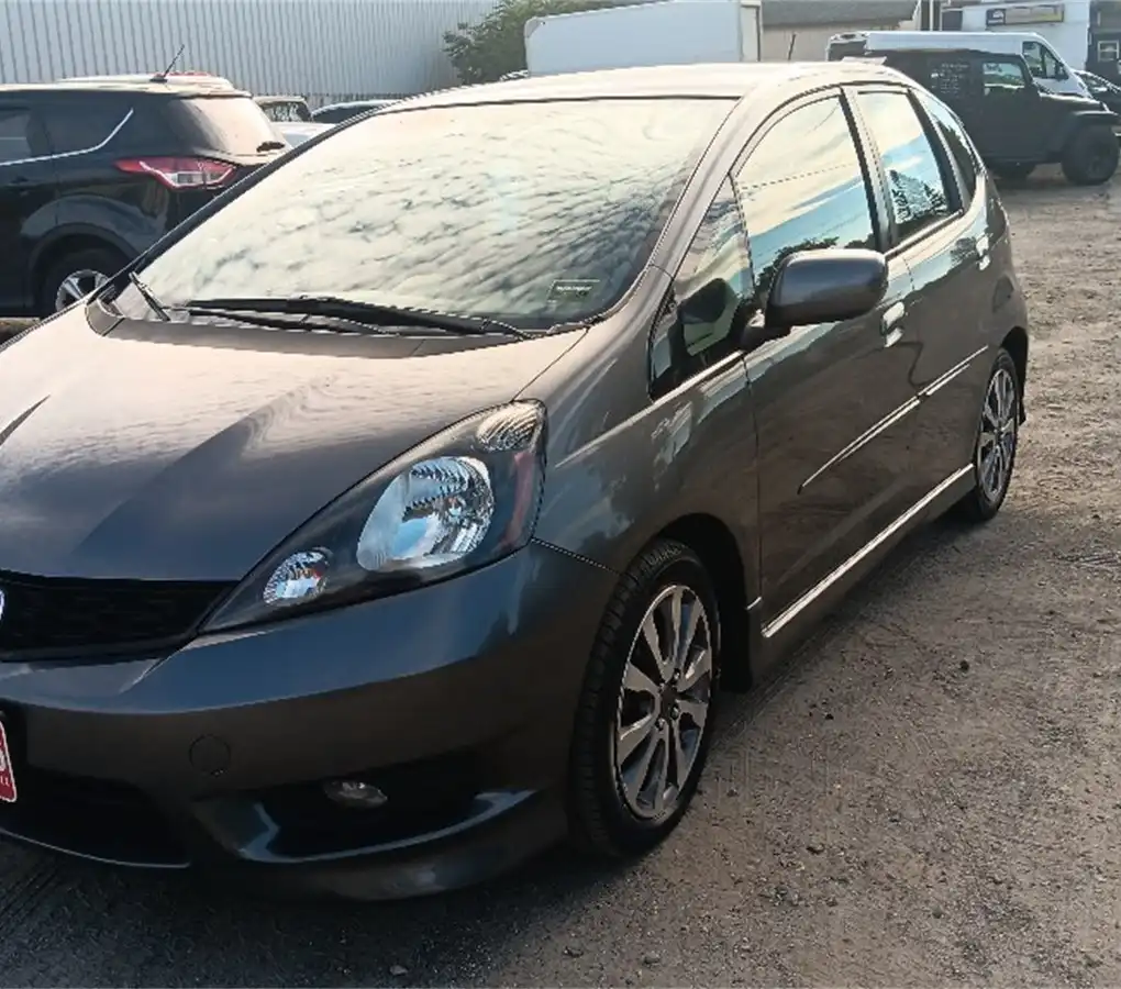 2013 Honda Fit Sport Auto's photo