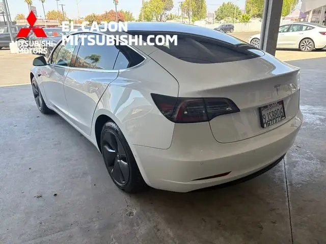 2019 Tesla Model 3 Standard Range photo 4