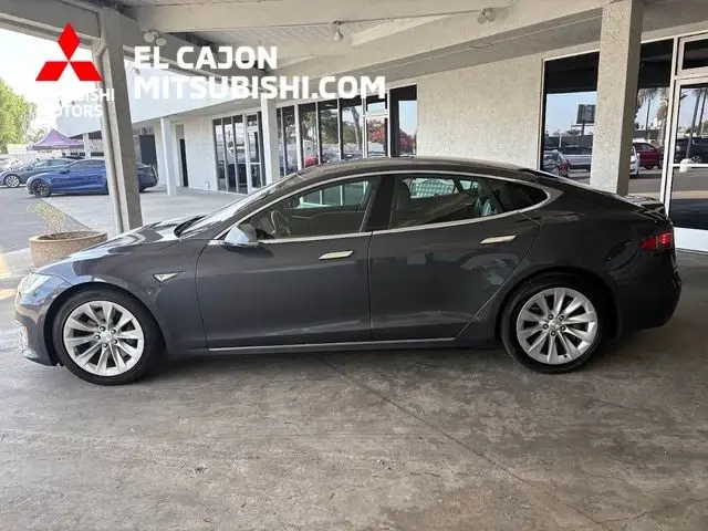 2016 Tesla Model S 75 photo 5