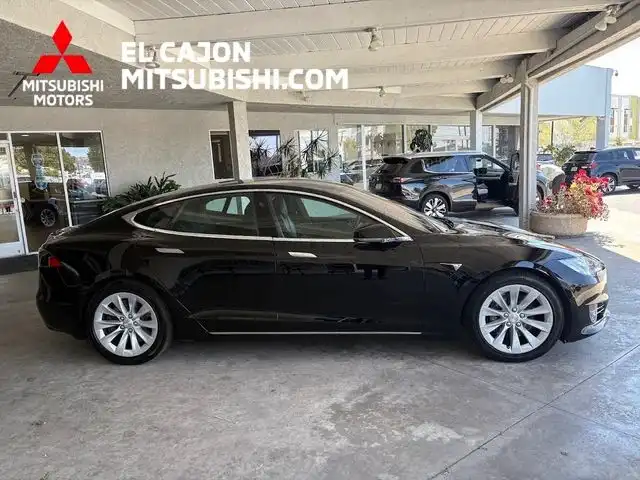 2017 Tesla Model S 90D's photo