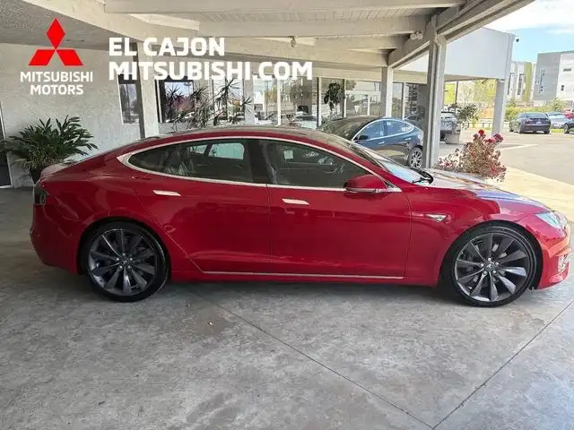 2016 Tesla Model S 90D's photo