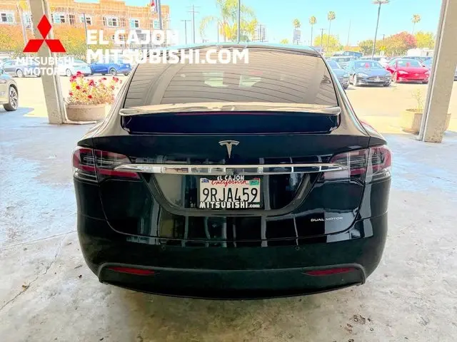 2021 Tesla Model X Long Range Plus photo 4