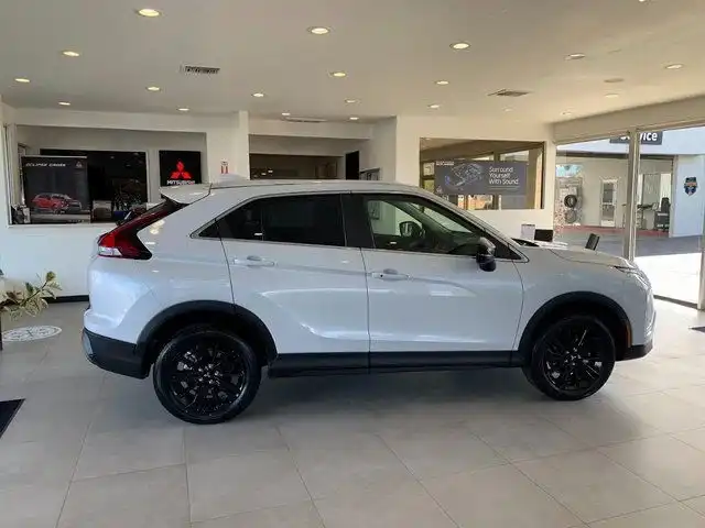 2026 Mitsubishi Eclipse Cross LE S-AWC's photo