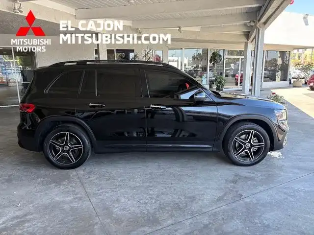 2022 Mercedes-Benz GLB GLB 250 4MATIC's photo