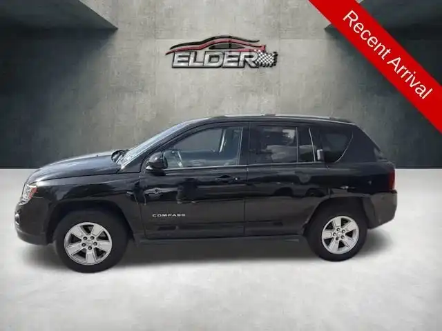 2017 Jeep Compass Latitude's photo