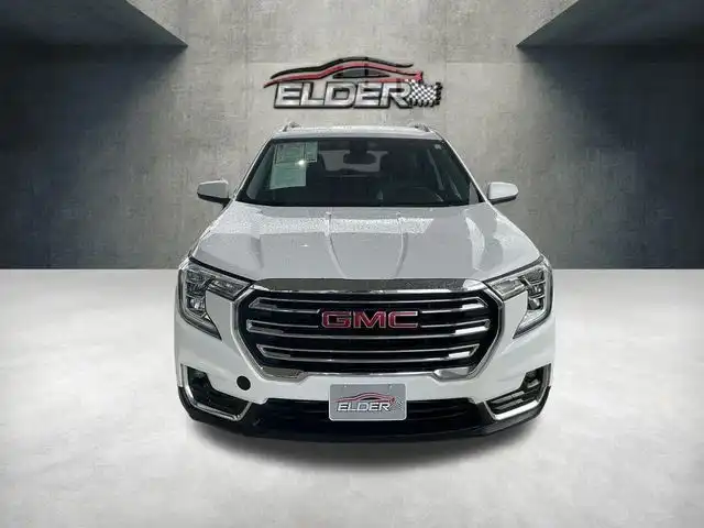 2024 GMC Terrain SLT AWD's photo