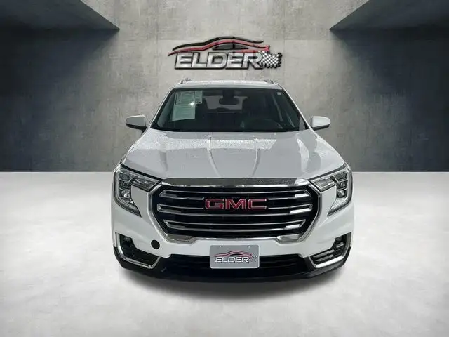2024 GMC Terrain SLT AWD's photo