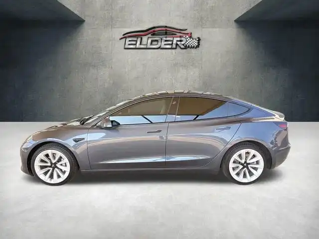 2023 Tesla Model 3 Base's photo