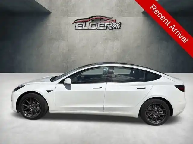 2023 Tesla Model 3 Base's photo