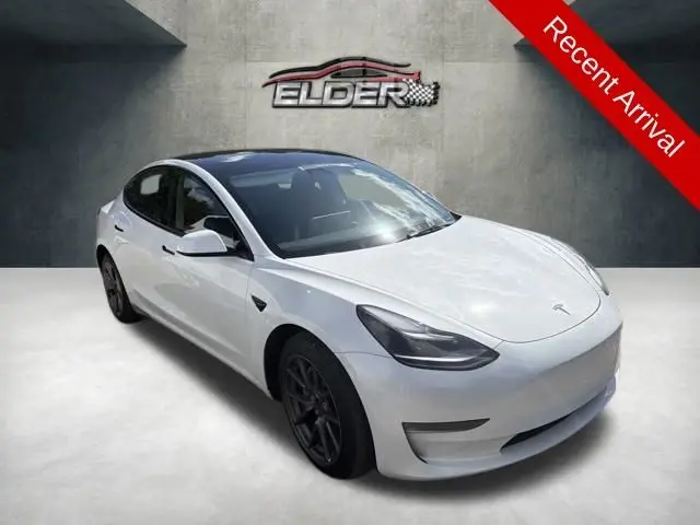 2023 Tesla Model 3 Base photo 4