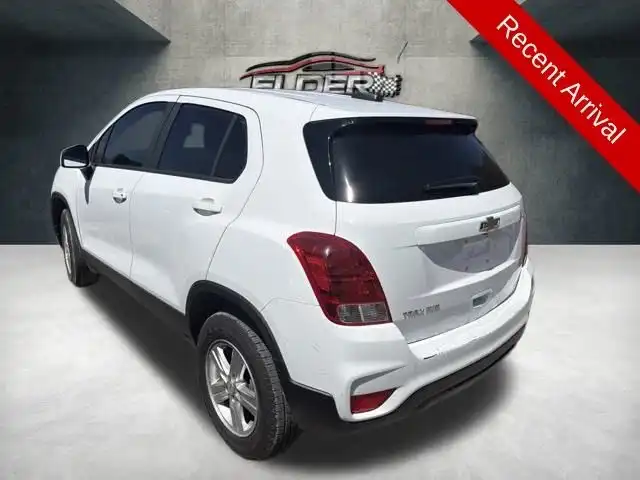 2020 Chevrolet Trax LS AWD's photo