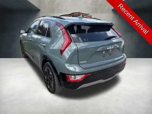 2023 Kia Niro Wind EV's photo
