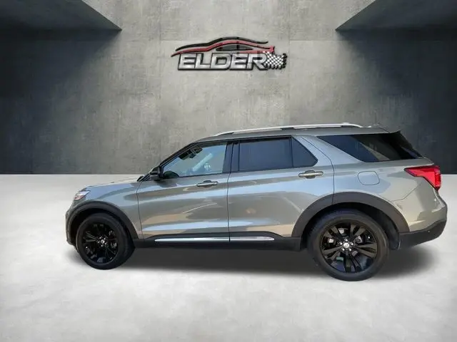2020 Ford Explorer Platinum 4WD photo 3
