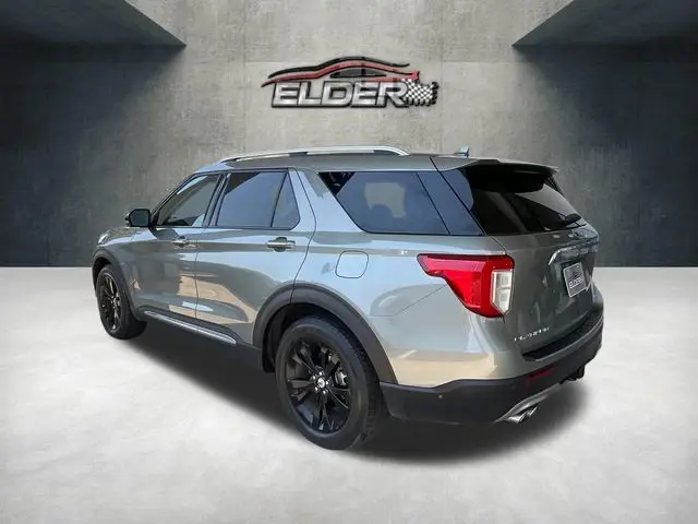 2020 Ford Explorer Platinum 4WD photo 4