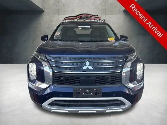 2024 Mitsubishi Outlander SE S-AWC's photo