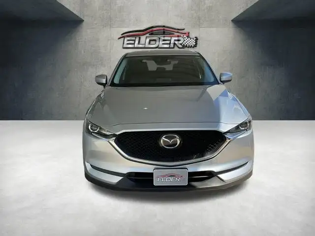 2020 Mazda CX-5 Touring Auto's photo