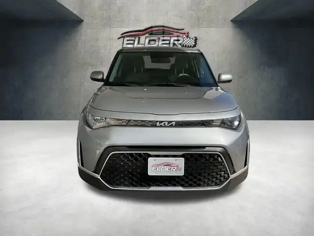 2023 Kia Soul 2.0 LX IVT's photo