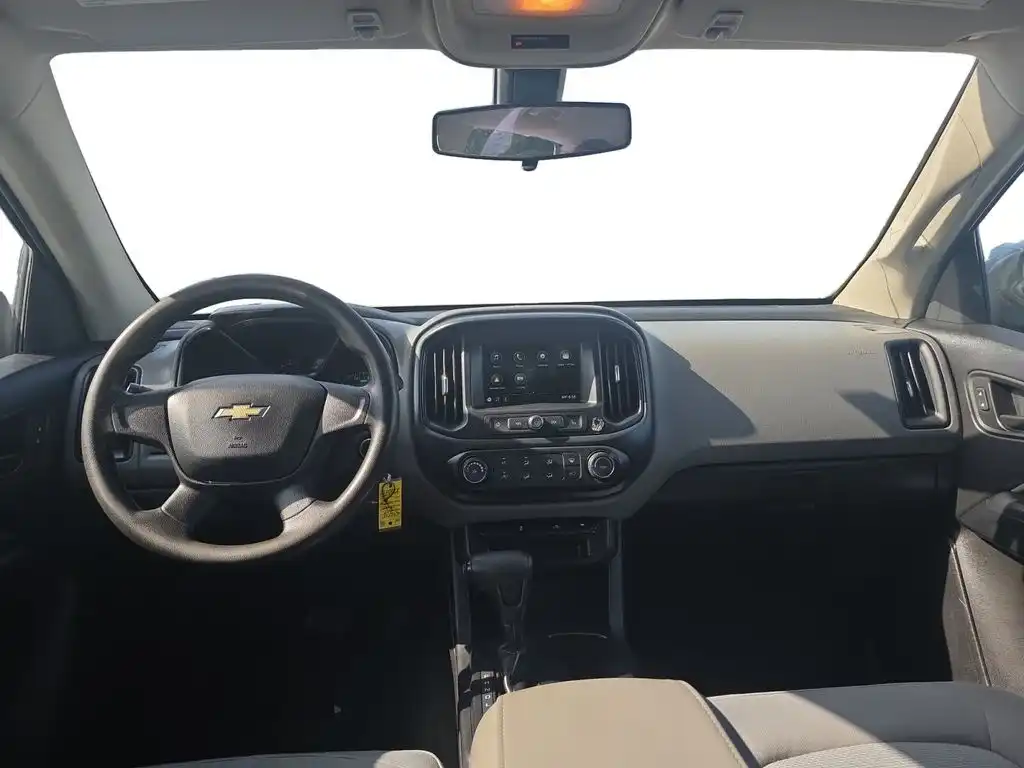 2019 Chevrolet Colorado Work Truck 2WD Crew Cab Short Box's photo