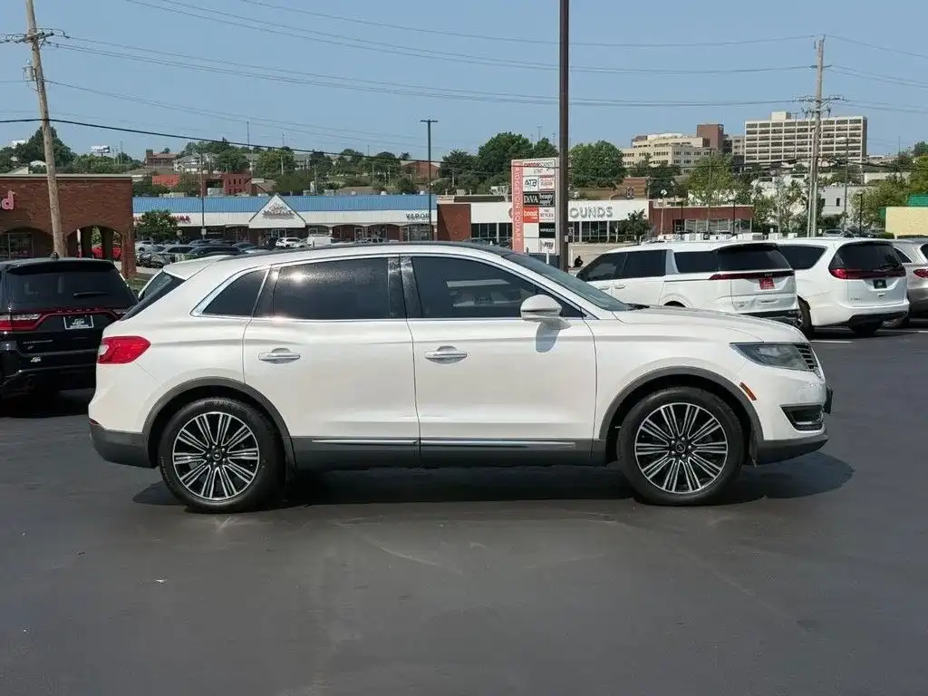 2017 Lincoln MKX Black Label FWD's photo