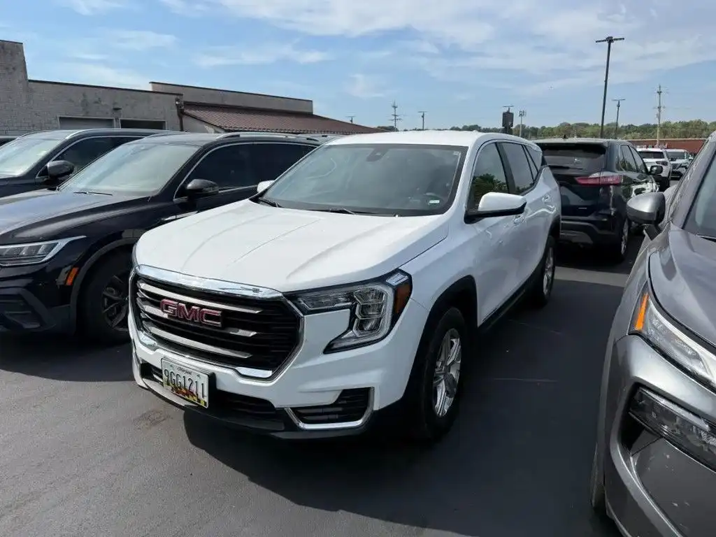 2024 GMC Terrain SLE AWD's photo