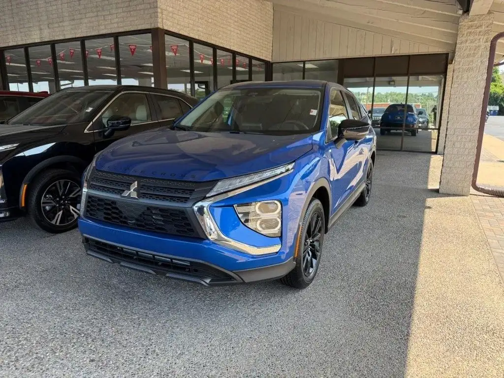 2026 Mitsubishi Eclipse Cross LE S-AWC's photo