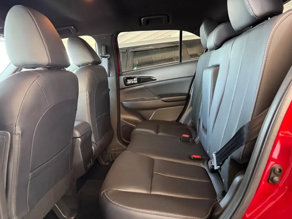 2026 Mitsubishi Eclipse Cross SEL S-AWC photo 3