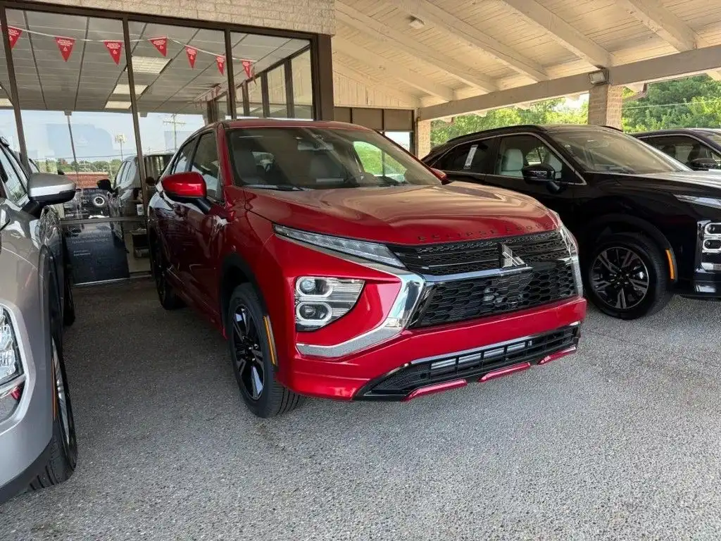 2026 Mitsubishi Eclipse Cross SEL S-AWC's photo