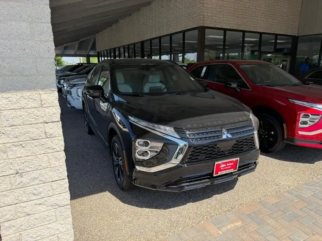 2026 Mitsubishi Eclipse Cross SEL S-AWC's photo