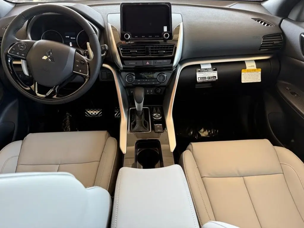 2026 Mitsubishi Eclipse Cross SEL S-AWC photo 5