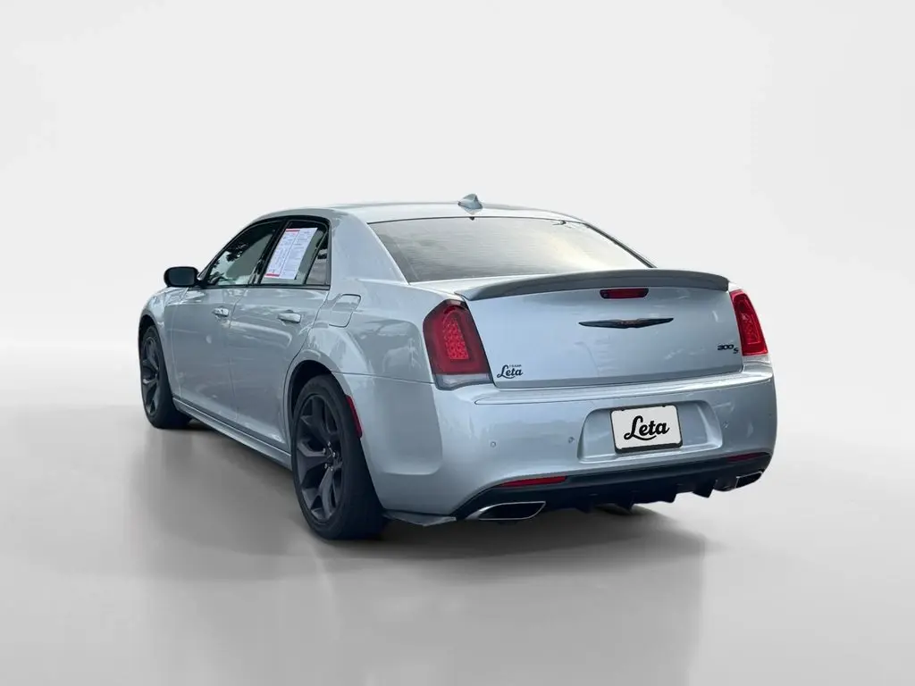 2021 Chrysler 300 S photo 5
