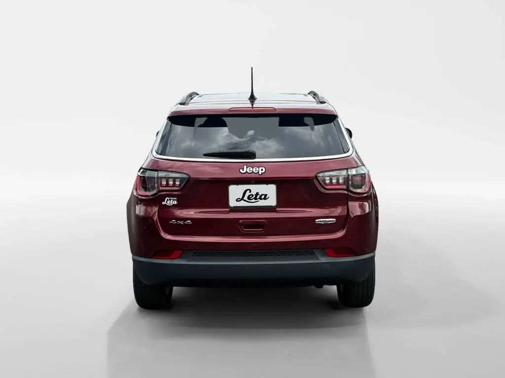 2021 Jeep Compass Latitude 4X4 photo 4