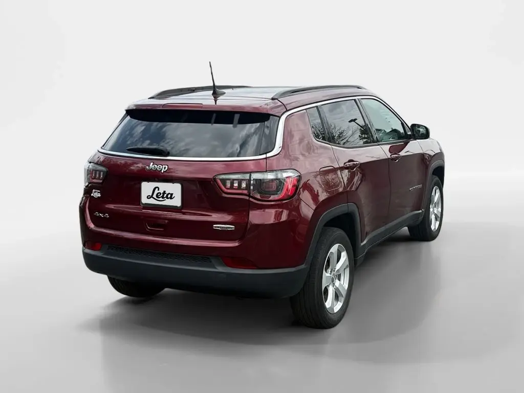 2021 Jeep Compass Latitude 4X4 photo 3