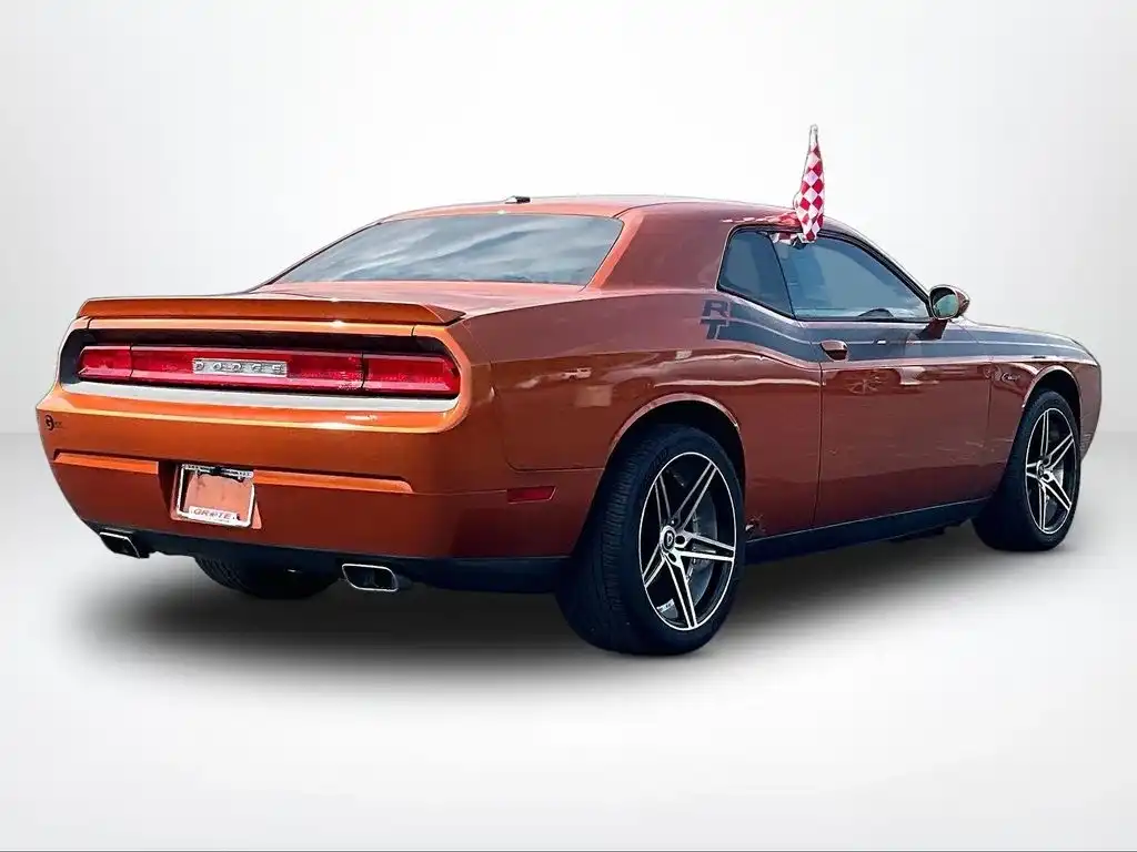 2011 Dodge Challenger R/T's photo