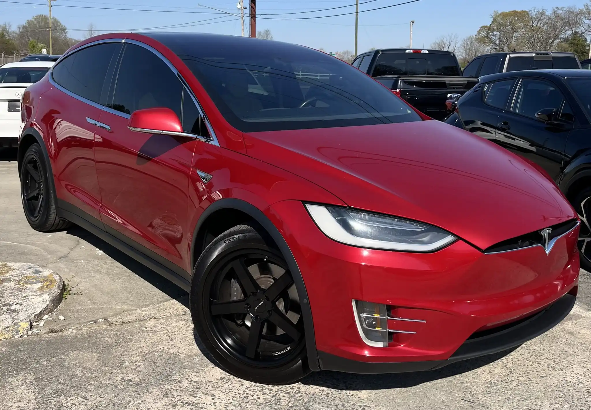 2016 Tesla Model X 90D's photo