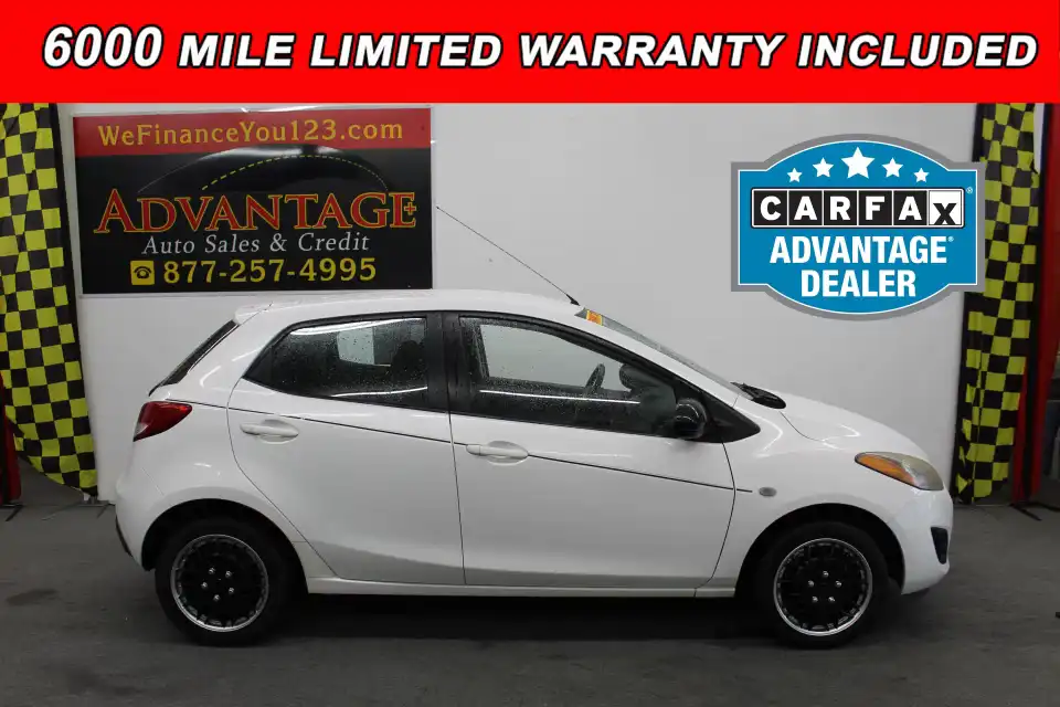 2013 Mazda Mazda2 Sport 5-Door Auto's photo