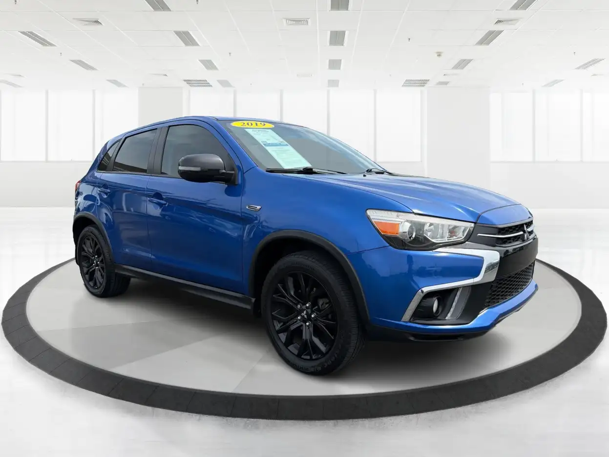 2019 Mitsubishi Outlander Sport 2.0 LE 2WD CVT's photo