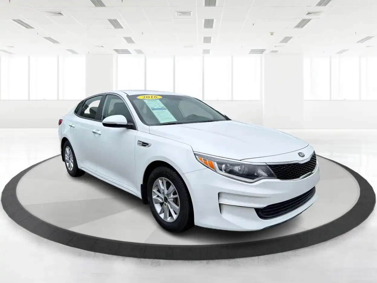 2016 Kia Optima LX AT's photo