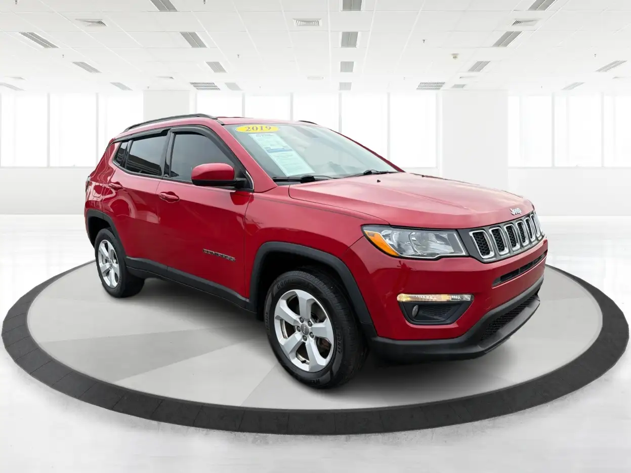 2019 Jeep Compass Latitude 4X4 photo 1