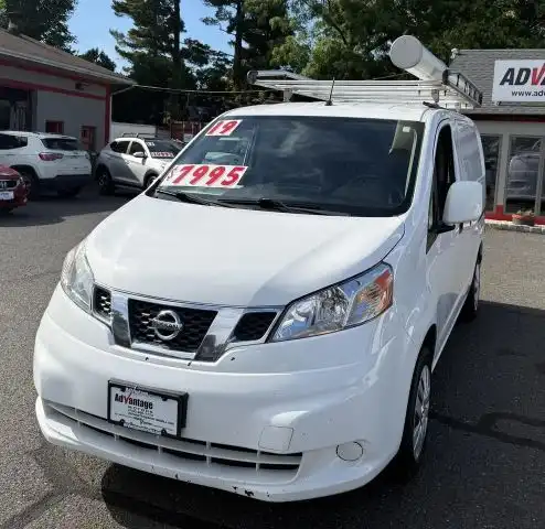 2019 Nissan NV200 SV's photo