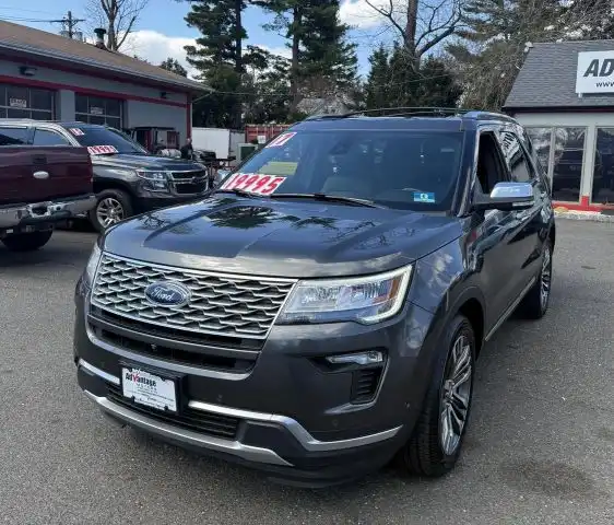 2018 Ford Explorer Platinum 4WD's photo