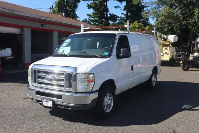 2011 Ford E-Series E-250 Van's photo