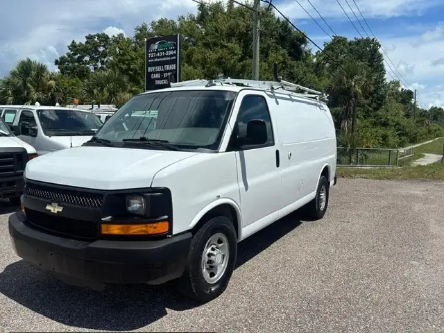 2016 Chevrolet Express 2500 Work Van HD's photo
