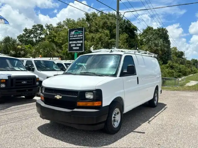 2017 Chevrolet Express 2500 Work Van HD's photo