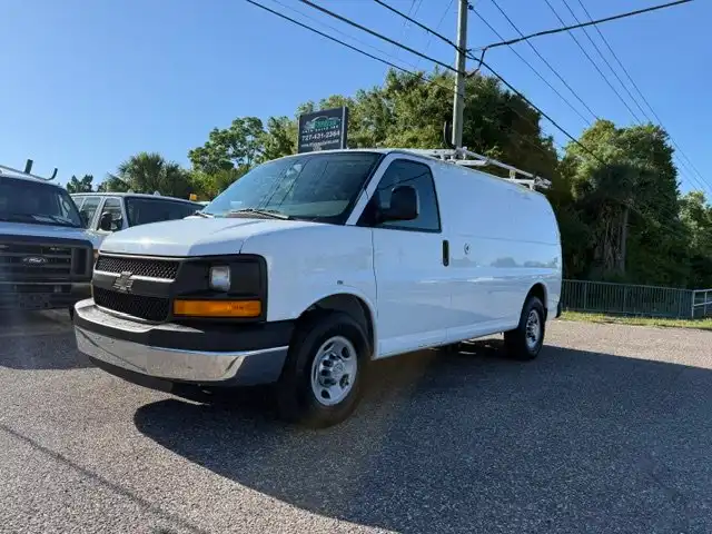 2014 Chevrolet Express 2500 Work Van HD's photo