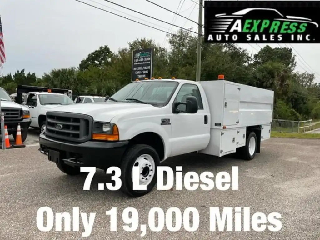 2000 Ford F-450's photo