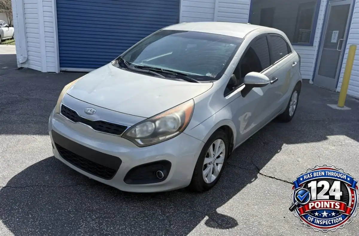 2013 Kia Rio EX AT's photo